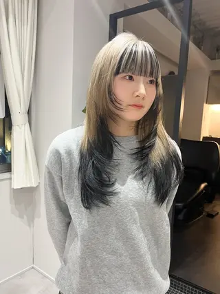 ロング ウルフ/レイヤー/ ブリーチ/牧原歩夢のヘアスタイル