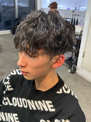 パーマ メンズ fifth men's原宿所属・fifth/原宿/ シャドウパーマ/カズのヘアスタイル