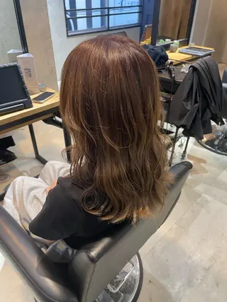 カラー HAYATA/透明感 /派手髪/ケアブリのヘアスタイル