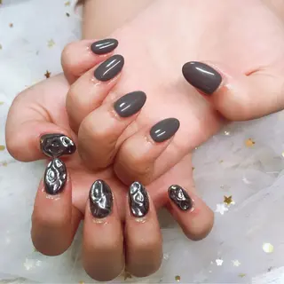 カラー ネイル Q Free nailsのネイルデザイン