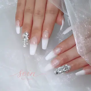 ネイル ヘアースタジオRenew所属・Nail salon soinのネイルデザイン