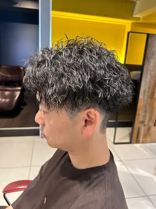 パーマ メンズ メンズパーマは私一択 佐藤有紀のヘアスタイル