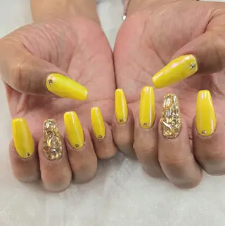 ネイル 河野ちえ (雑誌掲載サロン)のネイルデザイン