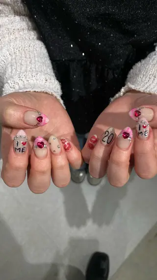 ネイル カンナ【Y2Kネイル /コーンロウ】のネイルデザイン