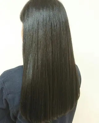 ロング カラー 透明感ハイライト◎ 伊藤夏海のヘアスタイル