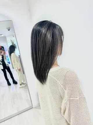 セミロング カラー Re:st所属・Miyavi/カラー ショートボブのヘアスタイル