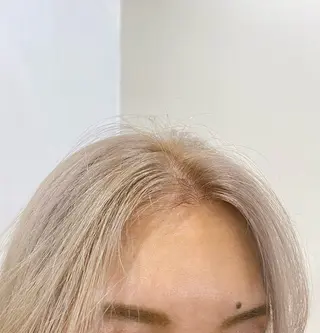 ミディアム カラー 透明感color🩵 MAYUKAのヘアスタイル