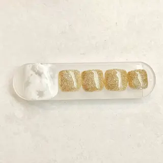 ネイル 早野 美菜子のネイルデザイン