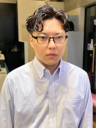 ショート パーマ メンズ LIBERTY-A所属・西大島美容師 渡部仁太のヘアスタイル