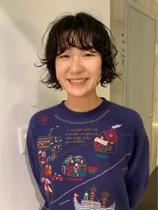 セミロング カラー パーマ 朝ラクパーマ 透明感カラー横山大樹のヘアスタイル