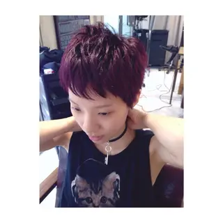 ショート ミディアム カラー アオガミ （前髪顔周りカット）のヘアスタイル