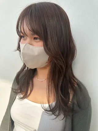 ミディアム カラー 遠藤 愛莉のヘアスタイル