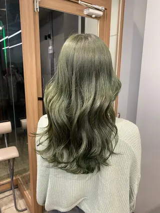 セミロング カラー 🐾Libero🐾 柏　KONOMIのヘアスタイル