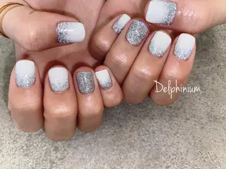 ネイル 岡本 友恵のネイルデザイン