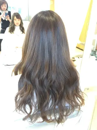 ロング カラー 内野 由紀のヘアスタイル