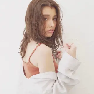 ロング カラー パーマ ヘアアレンジ 北川大輔🌟 小顔レイヤーカットのヘアスタイル