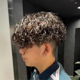 ショート パーマ メンズ 🖤Ayumi🖤 メンズ特化❤️‍🔥のヘアスタイル