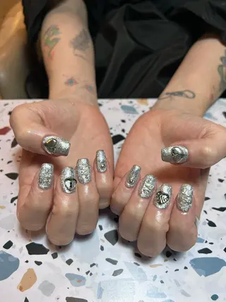 ネイル キラキラオメメ みずなのネイルデザイン