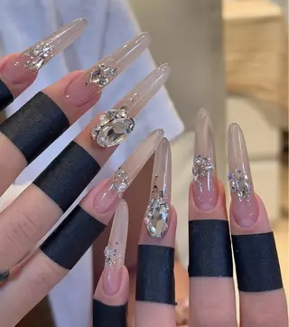ネイル KIKI Nail所属・yolo ネイルのネイルデザイン