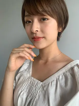 ショート カラー 透明感/オリーブ/ グレージュ/YUKAのヘアスタイル