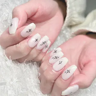 ネイル Nail&eye Belire 新宿のネイルデザイン