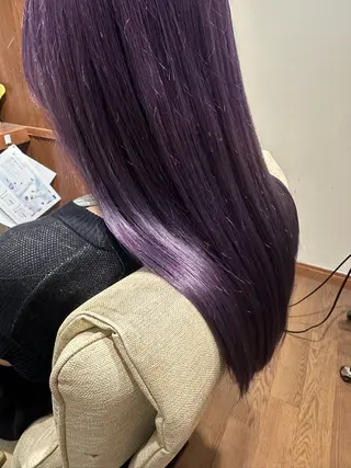 ロング カラー RINA .のヘアスタイル