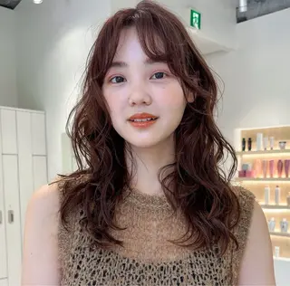 ミディアム パーマ レイヤーカット/ くびれヘア佐藤大空のヘアスタイル