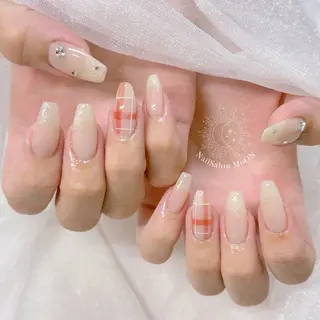 ネイル MoON...❤︎ MeGuのネイルデザイン