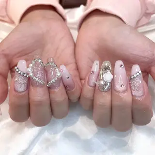 ネイル Tsuki🌙/渋谷 /パラジェルのネイルデザイン