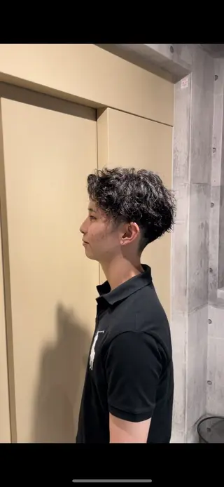 ショート パーマ メンズ 佐竹 楓のヘアスタイル