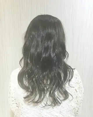 ミディアム セミロング カラー パーマ ヘアアレンジ ✨艶髪✨透明感✨ 山内大樹のヘアスタイル