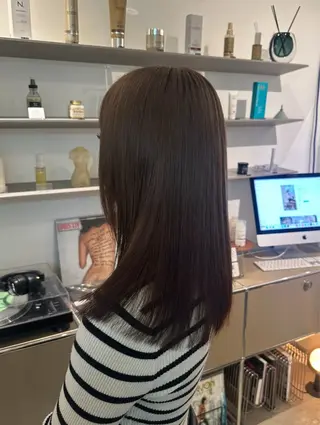 ロング カラー カヨコ/ハイトーン /透明感カラーのヘアスタイル