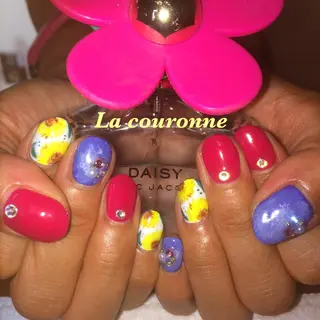 ネイル Lacouronne NATSUMIのネイルデザイン