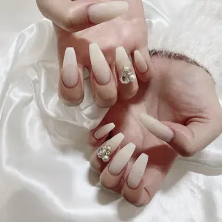 ネイル ＿WHITE+南海難波店所属・_WHITE+ 南海難波店のネイルデザイン