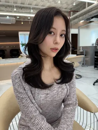 セミロング カラー レイヤー❣️縮毛矯正 川村利幸のヘアスタイル