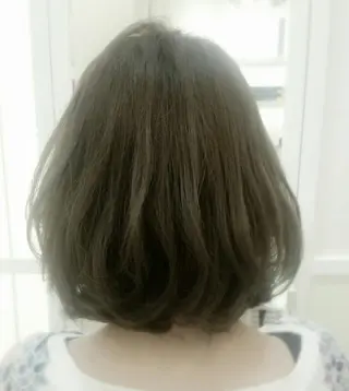 ミディアム パーマ カラー 須賀 一美のヘアスタイル