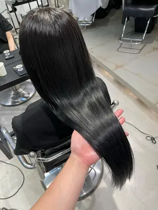 ロング カラー パーマ ヘアアレンジ 透明感/オリーブ/ グレージュ/YUKAのヘアスタイル