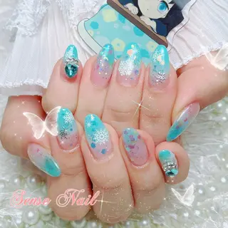 ネイル Kurieitibu 🍬Byu~tīのネイルデザイン