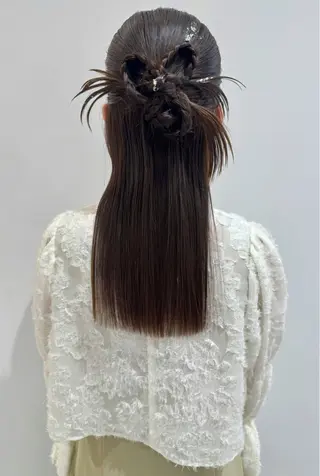 セミロング ヘアアレンジ ヘアアレンジ支持率 No.1🥇RIKOのヘアスタイル