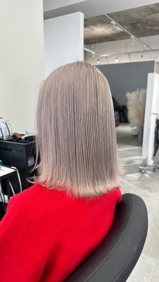 ミディアム CIERA.南船場所属・yuna🧡/心斎橋 ハイトーン/ブリーチのヘアスタイル