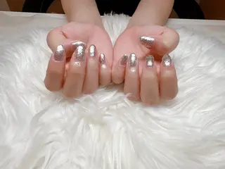 ネイル 高島 夏海のネイルデザイン