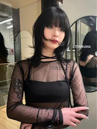 ミディアム stén/kana /中明度カラーのヘアスタイル