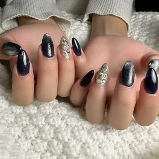 ネイル 新山 聖のネイルデザイン