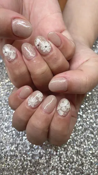 ネイル Guarendo(ガレンドゥ)錦糸町店所属・Gurando 錦糸町店のネイルデザイン