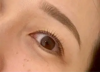 マツエク・マツパ メンズ眉毛サロンSENSE 津田沼所属・SENSE 津田沼 YUIKAの眉毛・アイブロウイメージ