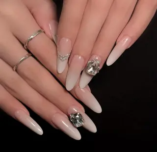 ネイル 💫 Tsuki_Nailのネイルデザイン