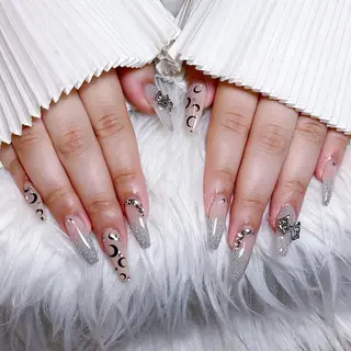 ネイル 🌈Yun nail hyejin💋のネイルデザイン