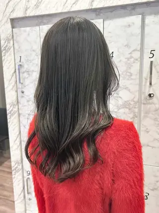 ロング カラー 尾森紳哉💎透明感/ デザインカラーのヘアスタイル