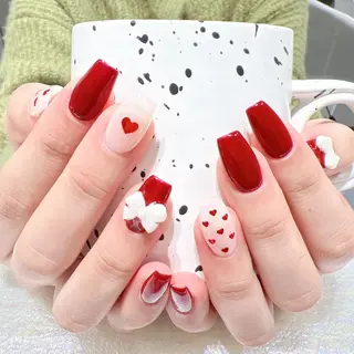 ネイル Queens PUPUのネイルデザイン