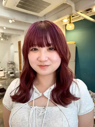 セミロング カラー 透明感カラー/ハイト ーン/メイク/umiのヘアスタイル